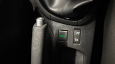 Renault Clio 1.2 TCE Dynamique Nav 5dr Petrol Hatchback